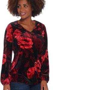 Susan Graver Printed Stretch Long Sleeve Velvet Red Roses SZ M